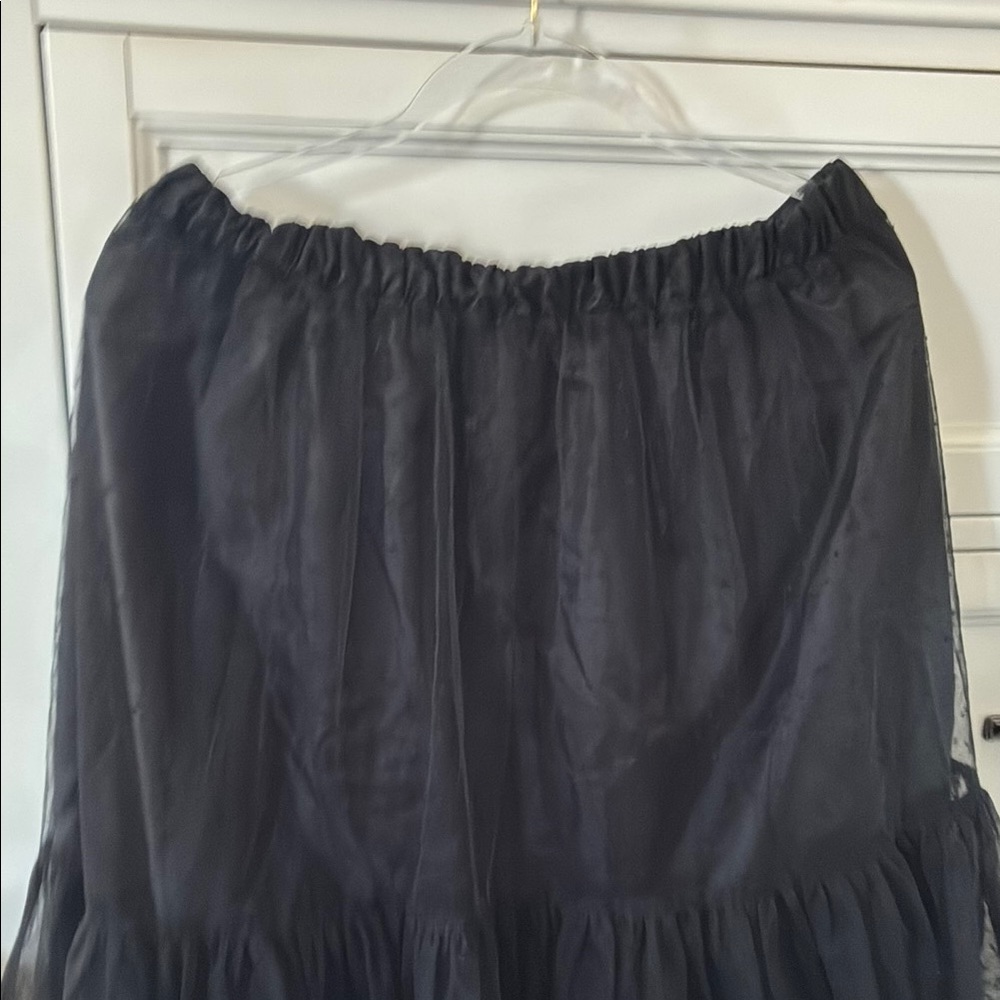 Scoop  Black Tulle Skirt - Picture 4 of 5